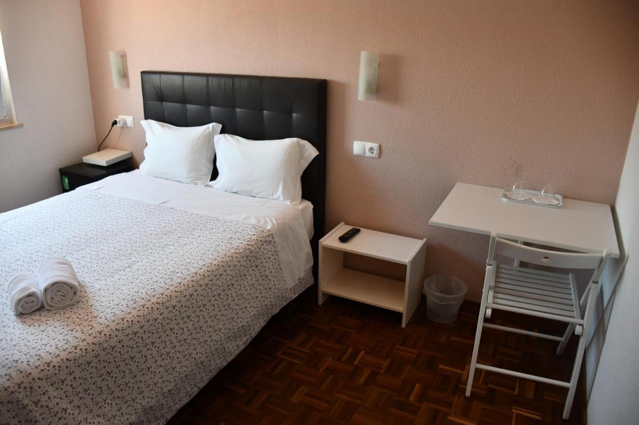 2⋆ ALOJAMENTOS VITINHO - VILA NOVA MILFONTES ≡ Вила-Нова-де-Мильфонт,  Португалия ≡ Lowest Booking Rates For Alojamentos Vitinho - Vila Nova  Milfontes in Вила-Нова-де-Мильфонт